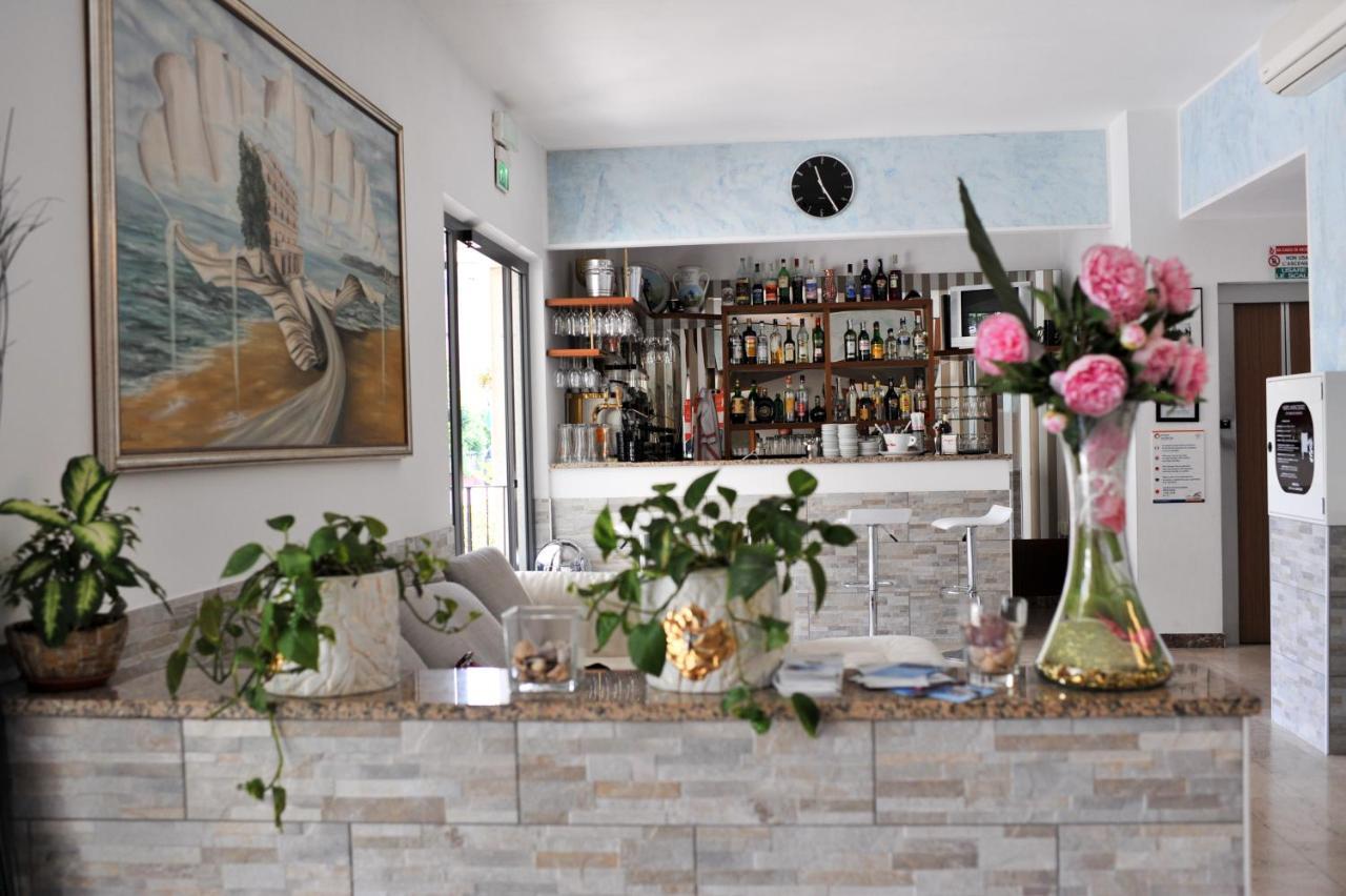 Hotel Maris Stella 리치오네 외부 사진