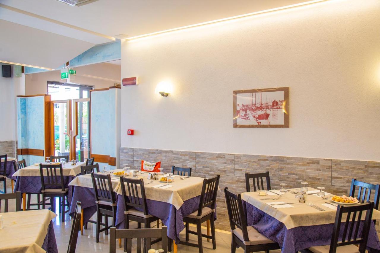 Hotel Maris Stella 리치오네 외부 사진