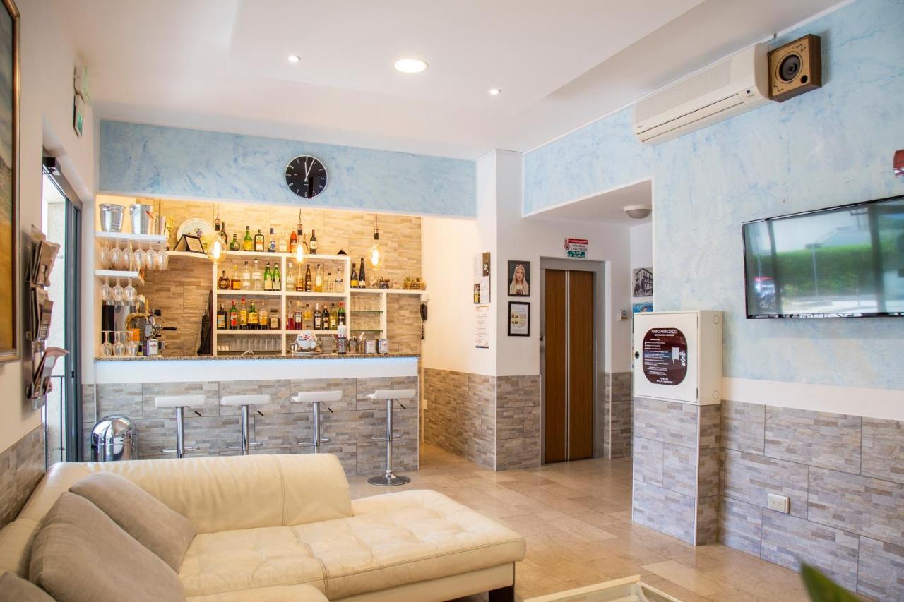Hotel Maris Stella 리치오네 외부 사진