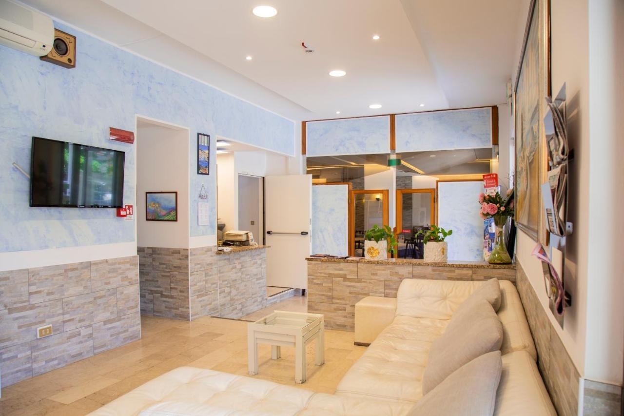 Hotel Maris Stella 리치오네 외부 사진
