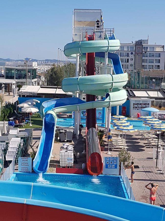 Hotel Maris Stella 리치오네 외부 사진